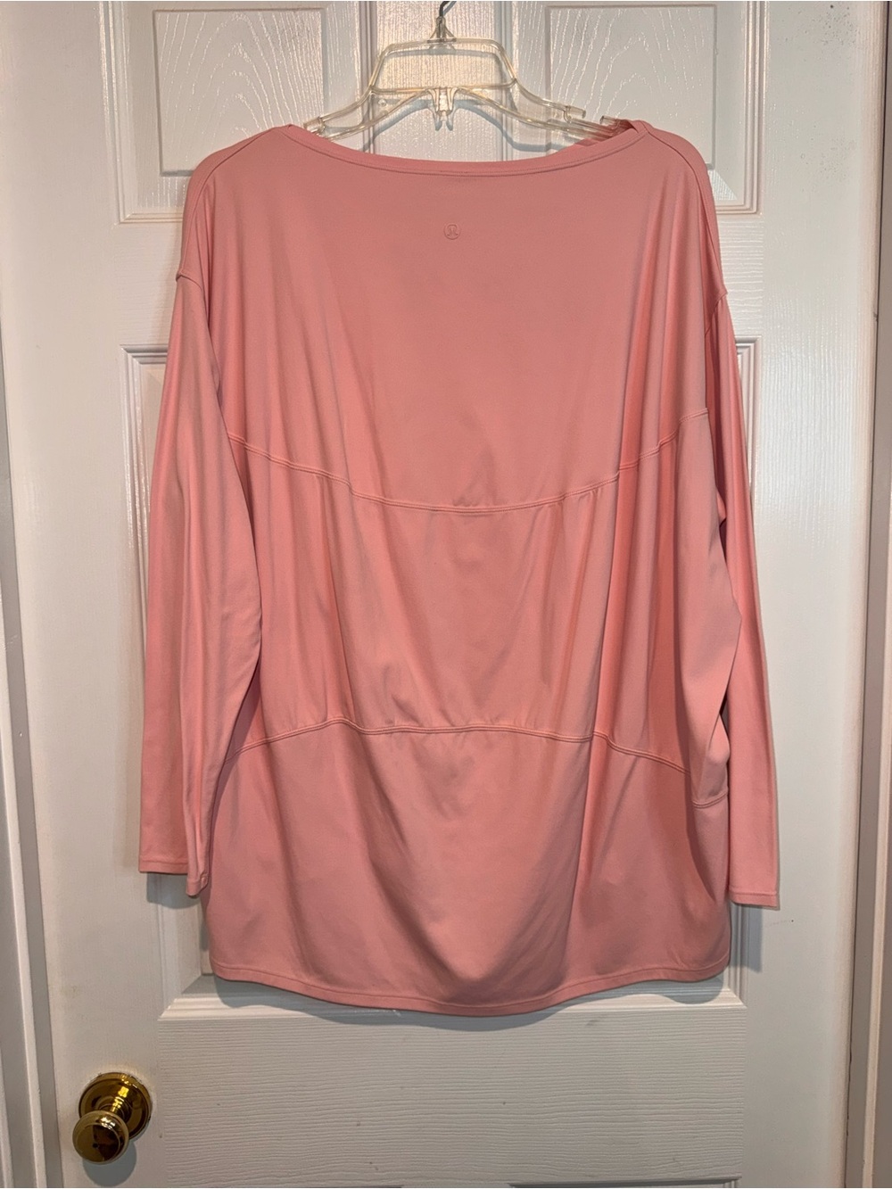 Lululemon Back In Action Oversized Pink Top. Size 14 - Picture 3 of 3